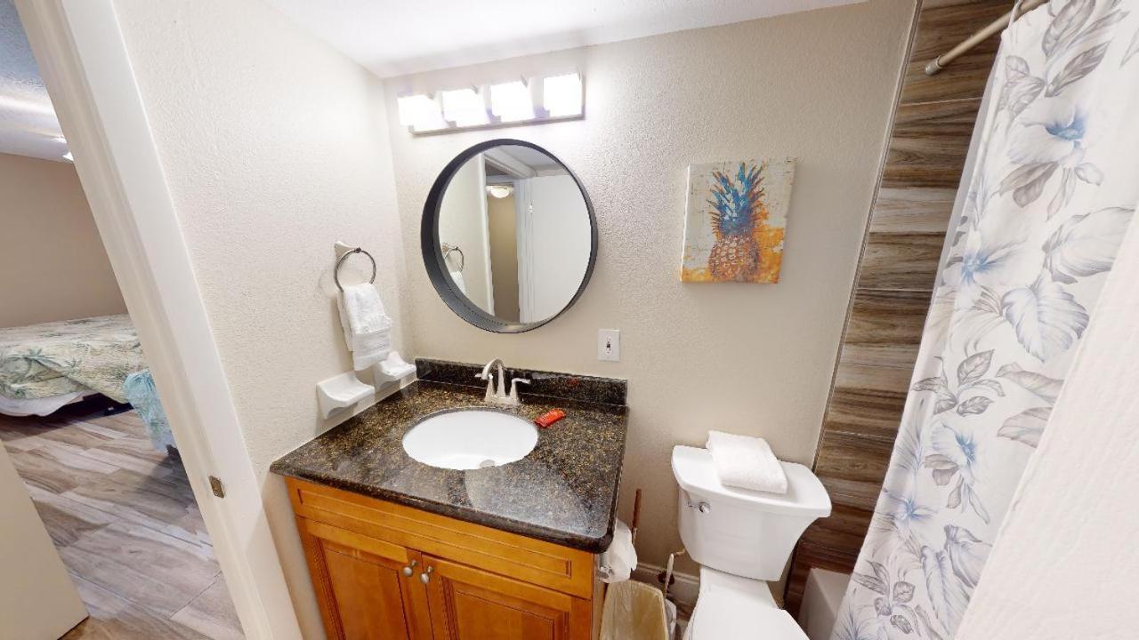 301 Sandy Shores Condos St. Pete Beach Exterior photo